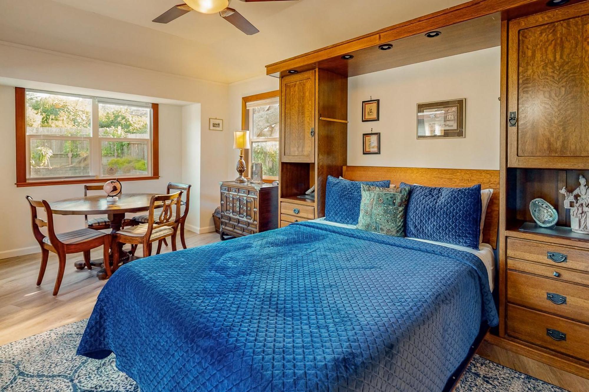 Headland Cove Retreat Villa Мендосино Стая снимка