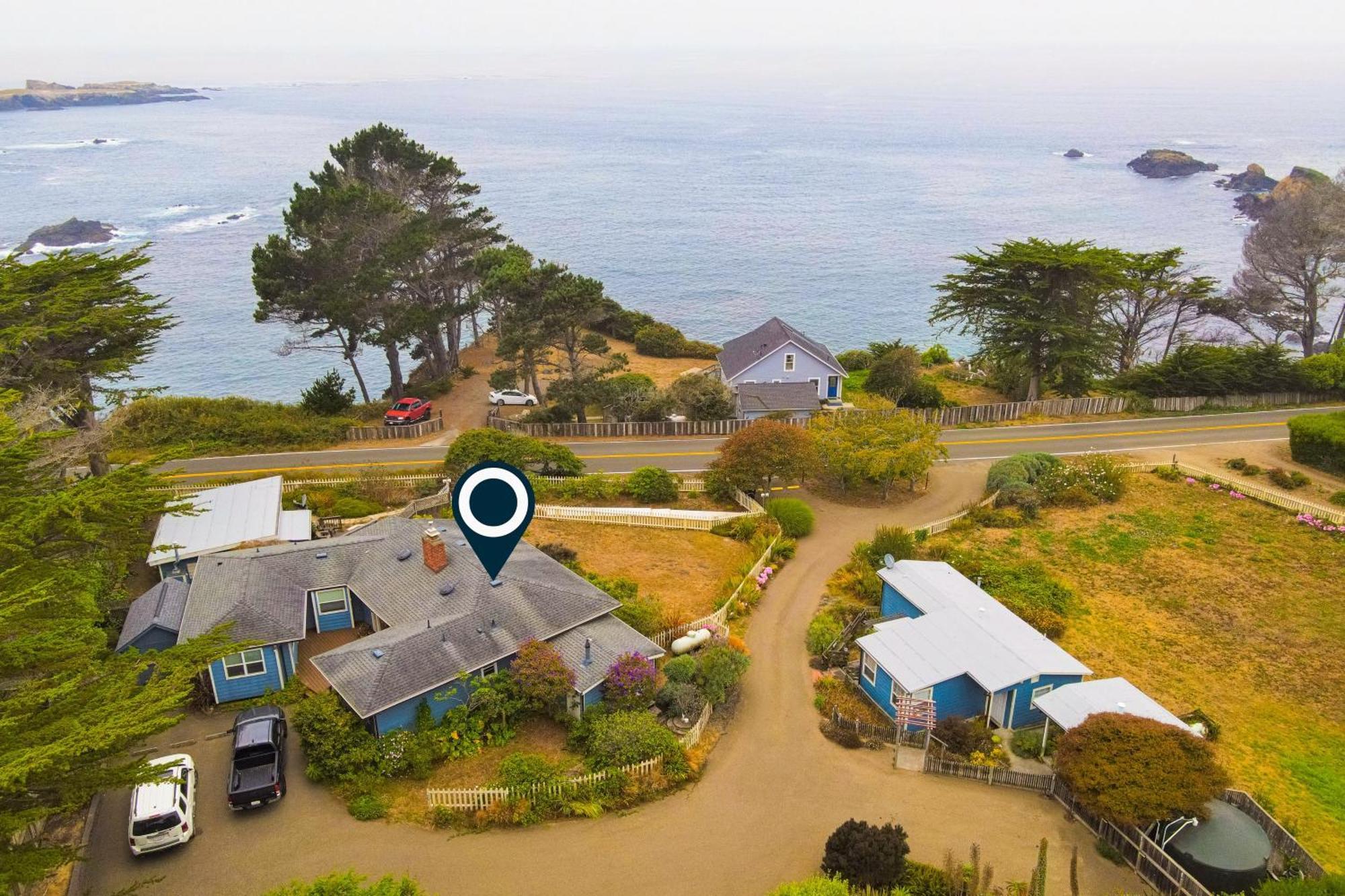 Headland Cove Retreat Villa Мендосино Стая снимка